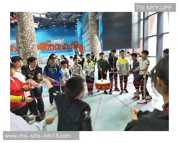 上海极限运动队团队协作引发热议与争议的背后故事 上海极限运动队团队协作引发热议与争议的背后故事