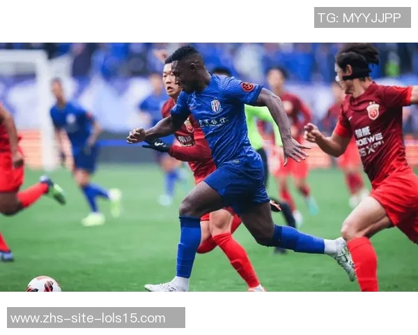 埃因霍温与鹿特丹的激烈对决揭示荷甲赛季的精彩与悬念